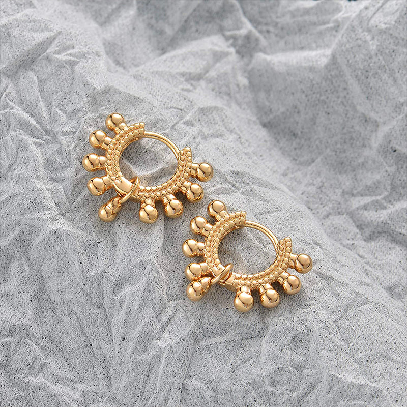 Monete Earring - Cleopatra