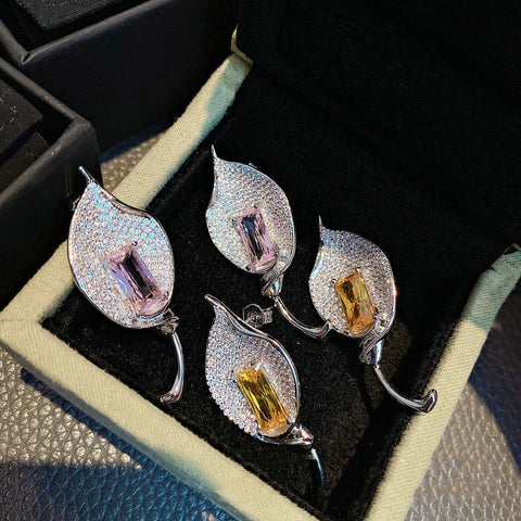 Calla Lily Earrings