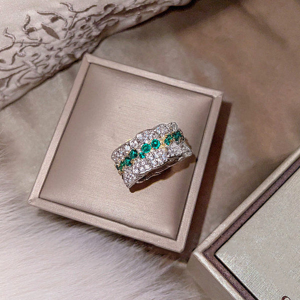 Frilly Emerald Pave Band